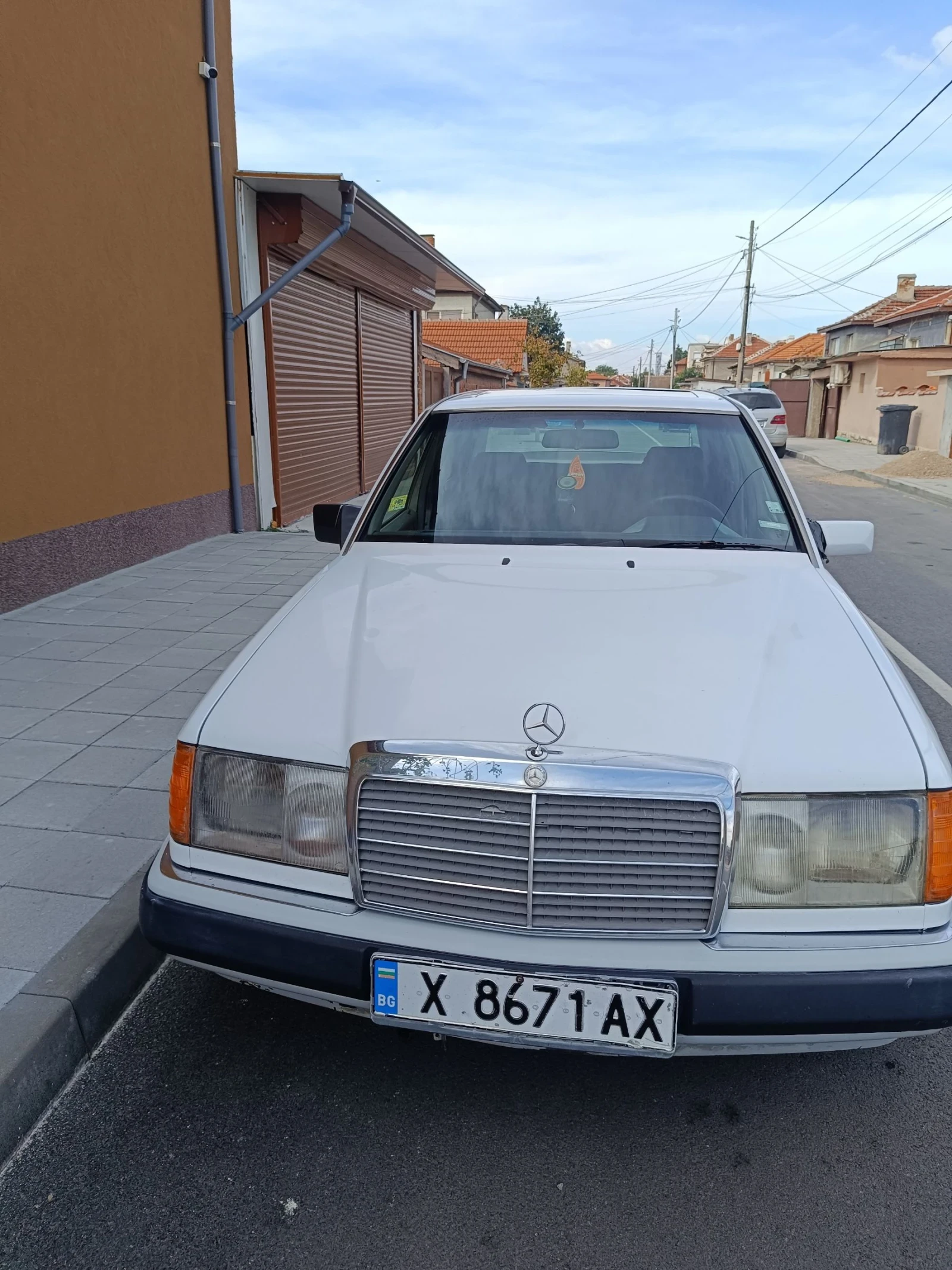 Mercedes-Benz 124 200 D - изображение 2