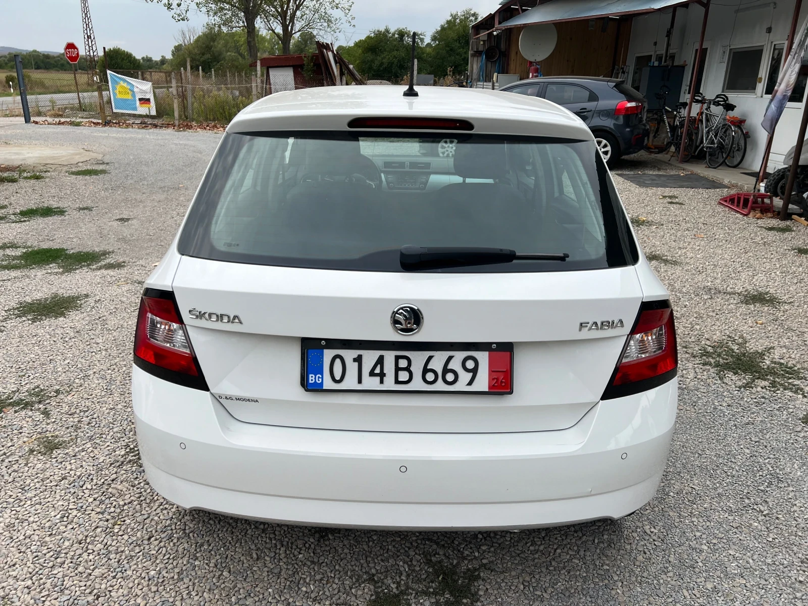 Skoda Fabia 1.0mpg-LPG-НОВА НОВА НОВА! - изображение 6