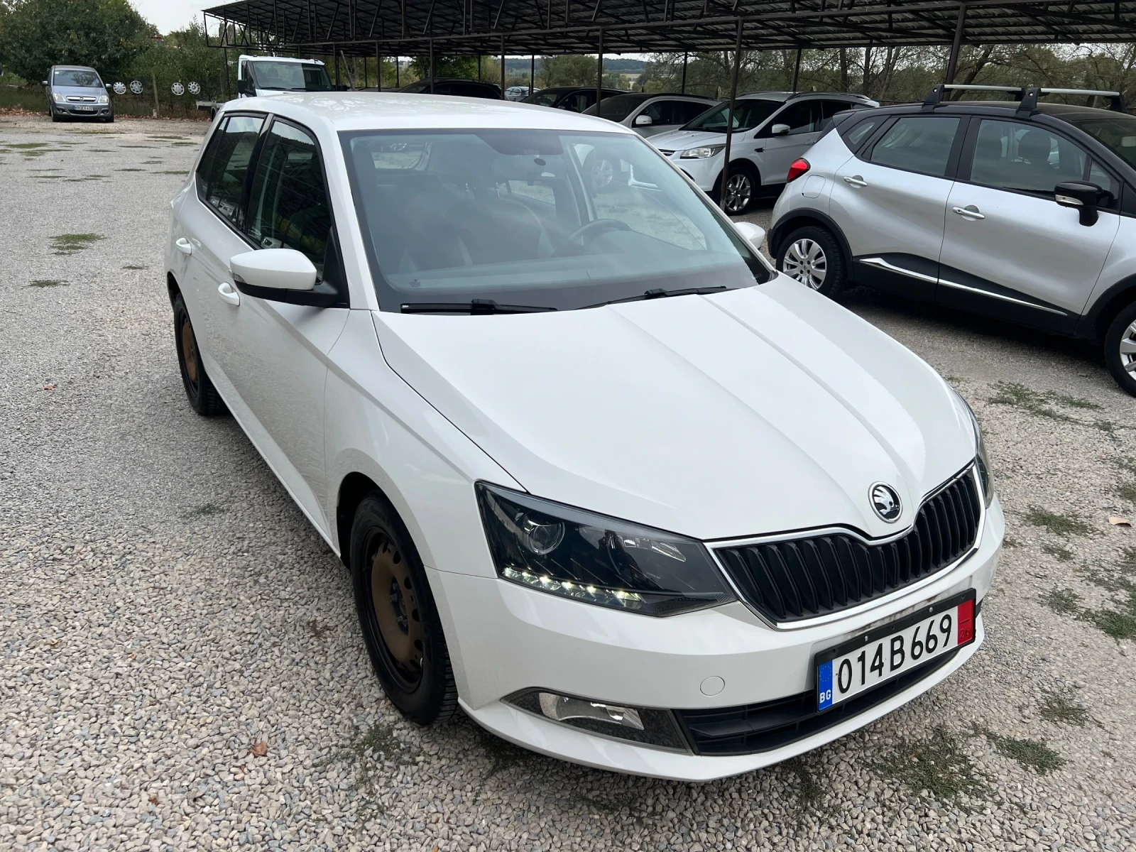Skoda Fabia 1.0mpg-LPG-НОВА НОВА НОВА! - изображение 3
