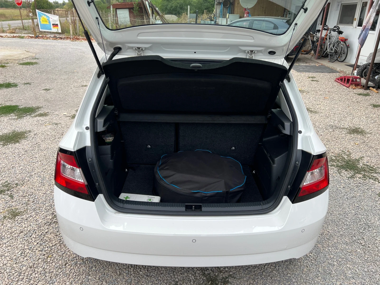Skoda Fabia 1.0mpg-LPG-НОВА НОВА НОВА! - изображение 7