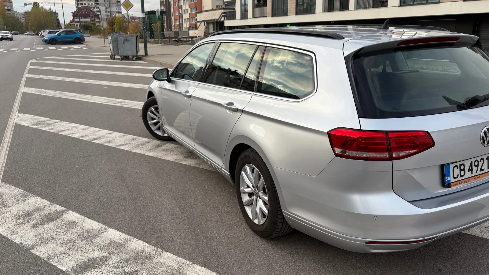 VW Passat 2.0TDI DSG 6ск COMFORTLINE BLUTECH - изображение 5