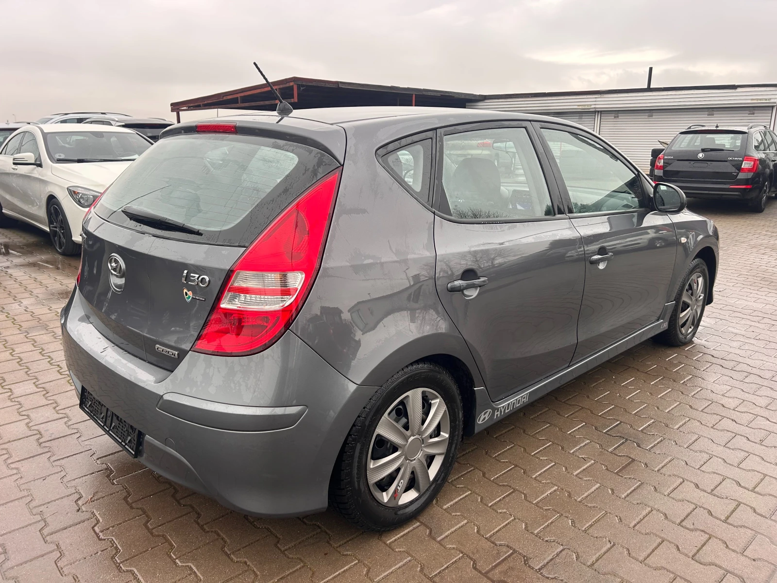Hyundai I30 1.6CRDI NAVI/KAMERA EURO 4 - изображение 6