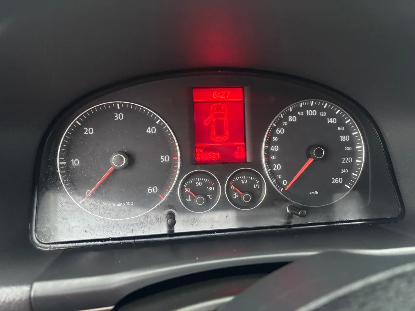 VW Touran 2008+ CROOS+ ФЕЙС+ 2.0TDI+ 140кс+ 6ск - изображение 10