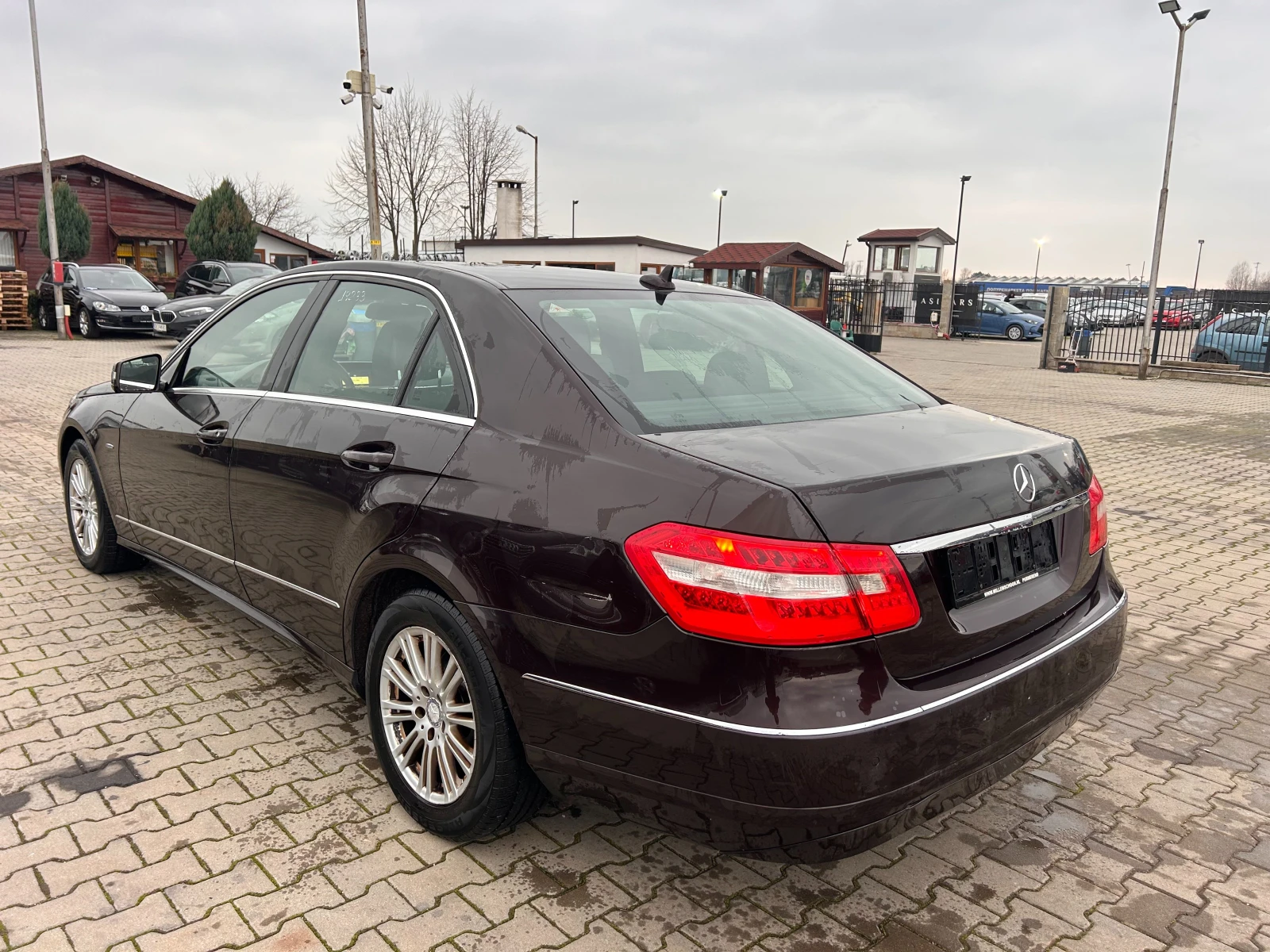 Mercedes-Benz E 220 CDI AVTOMAT/NAVI EURO 5 - изображение 8