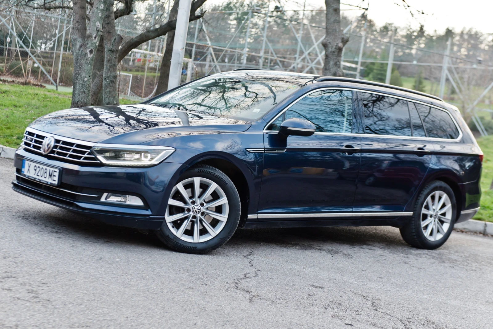 VW Passat Vw passat B8* 2.0TDI* R LINE* ACC* МАСАЖ*  - изображение 2