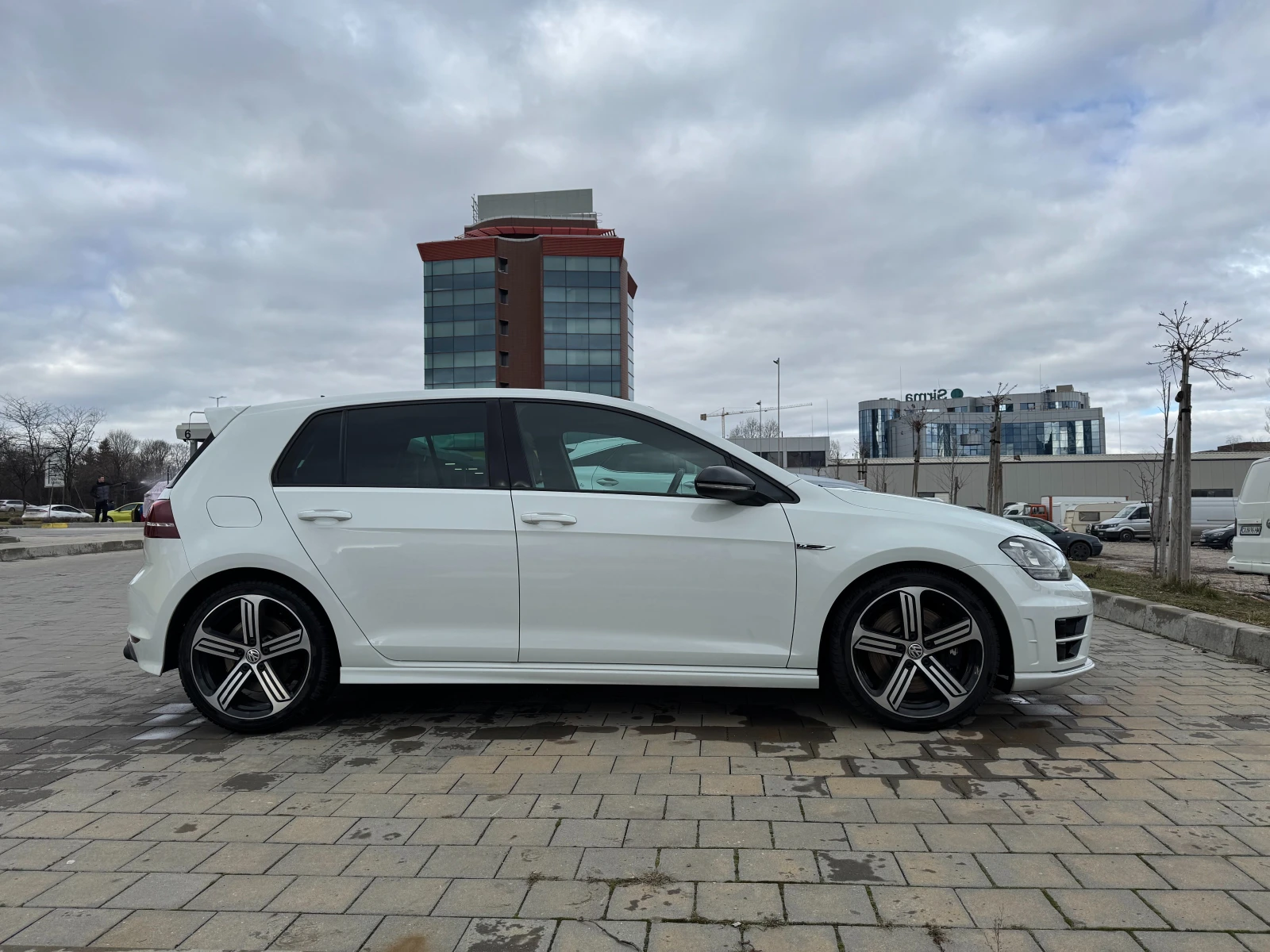 VW Golf VW Golf 7 R DSG 4Motion | Revo Stage 2 | 75 000 км