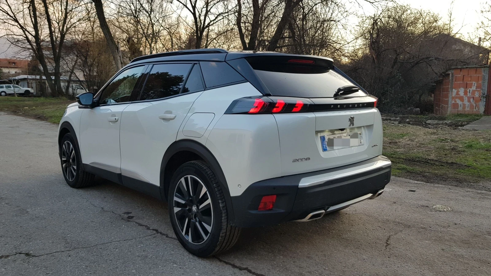 Peugeot 2008 GT Line, снимка 5 - Автомобили и джипове - 53759365