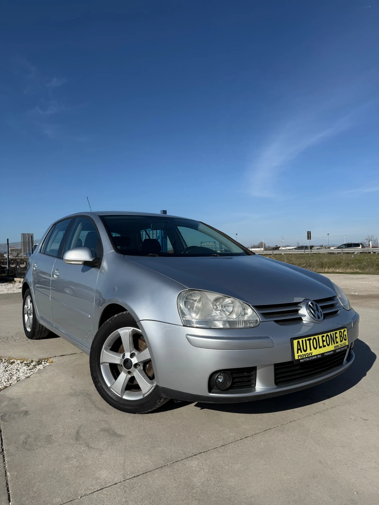 VW Golf 1.9 TDi * NAVI* , снимка 3 - Автомобили и джипове - 53812813