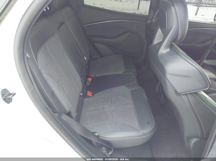 Ford Mustang Mach-E Gt, снимка 8 - Автомобили и джипове - 53823671