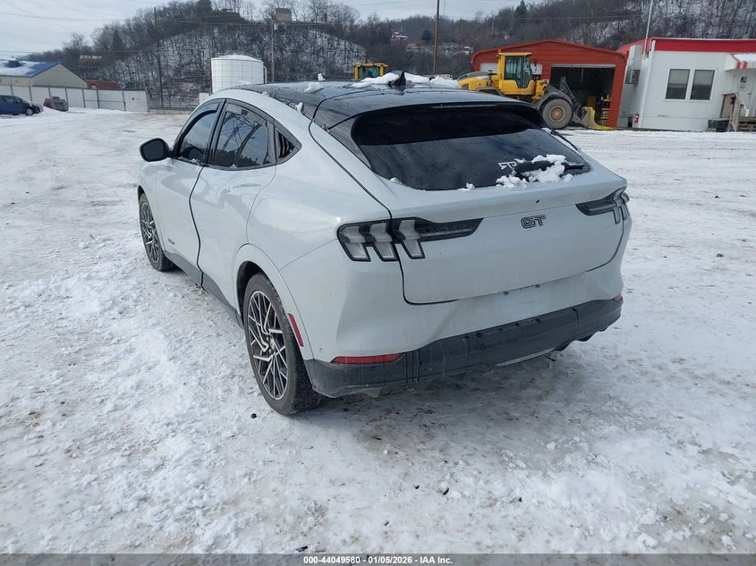 Ford Mustang Mach-E Gt, снимка 3 - Автомобили и джипове - 53823671