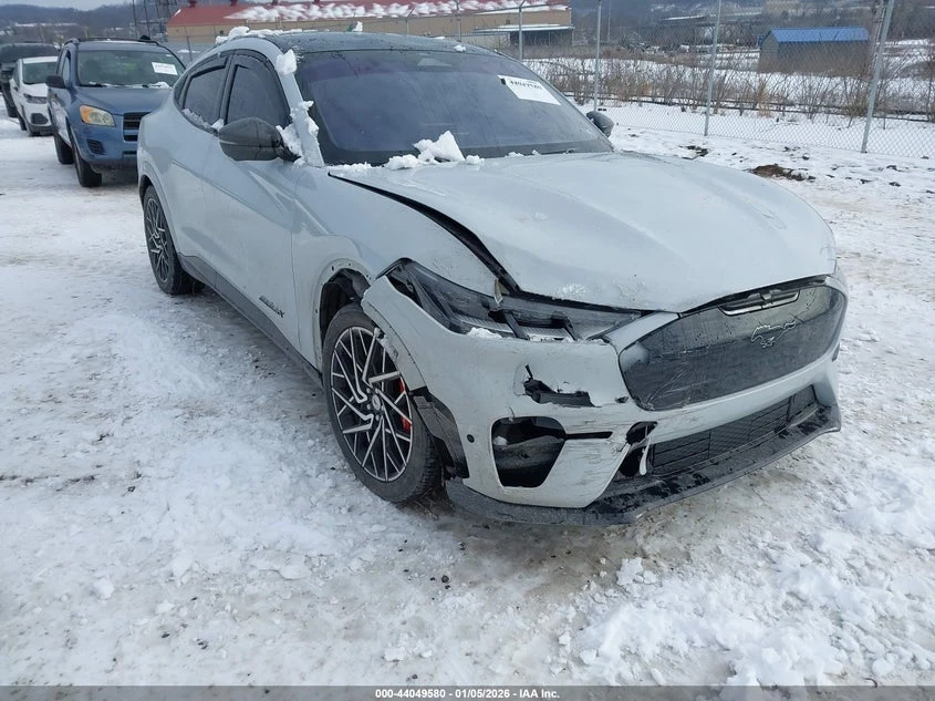 Ford Mustang Mach-E Gt, снимка 6 - Автомобили и джипове - 53823671