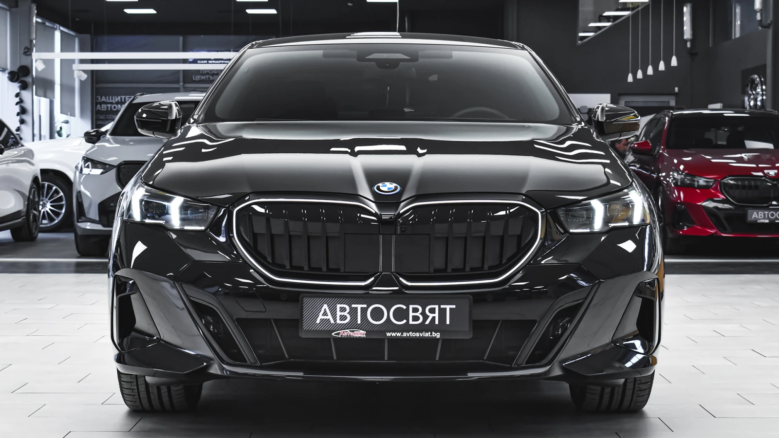 BMW 550 e xDrive M Sport Pro PHEV Steptronic, снимка 2 - Автомобили и джипове - 53910081