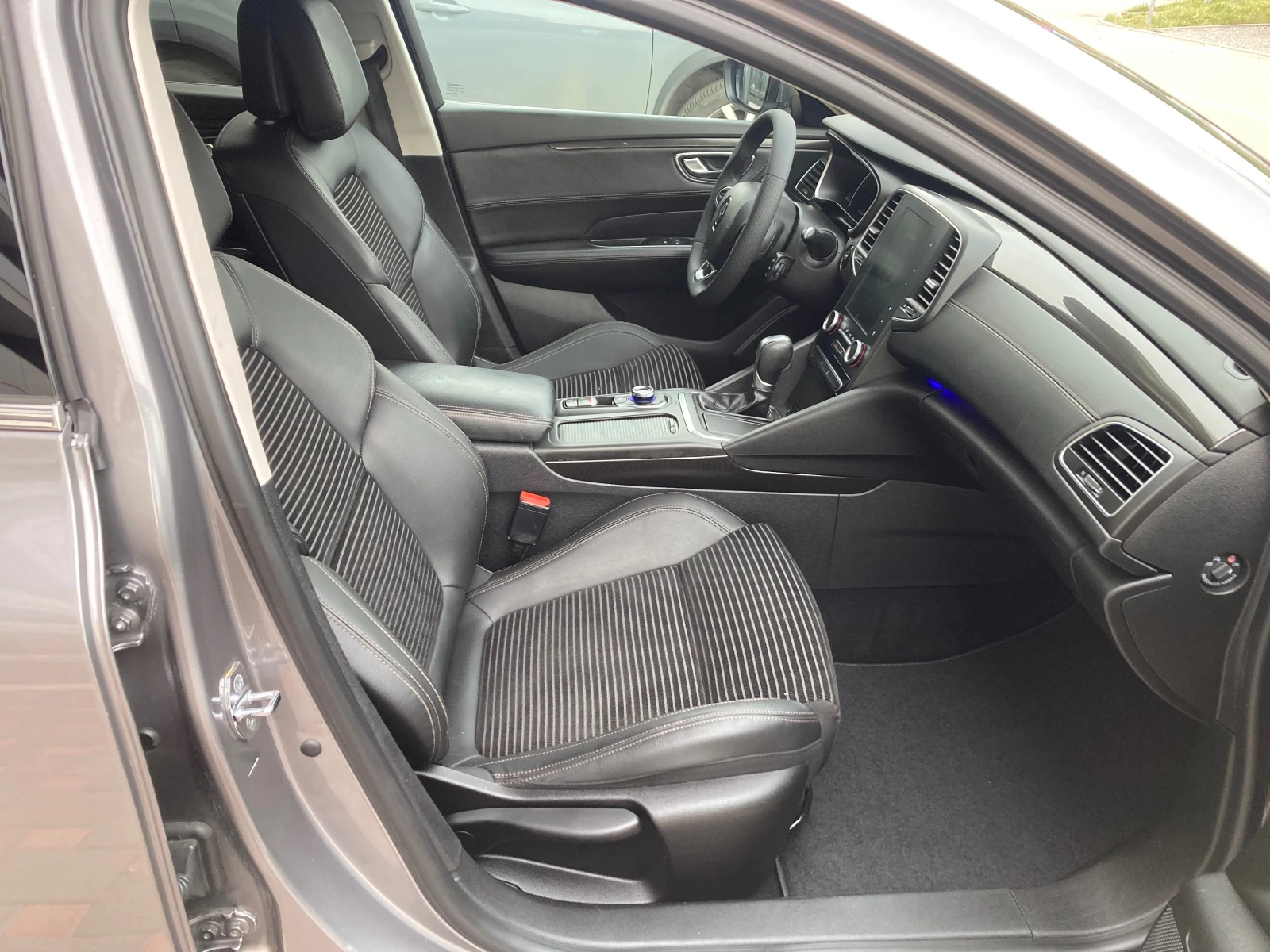 Renault Talisman, снимка 10 - Автомобили и джипове - 53937912