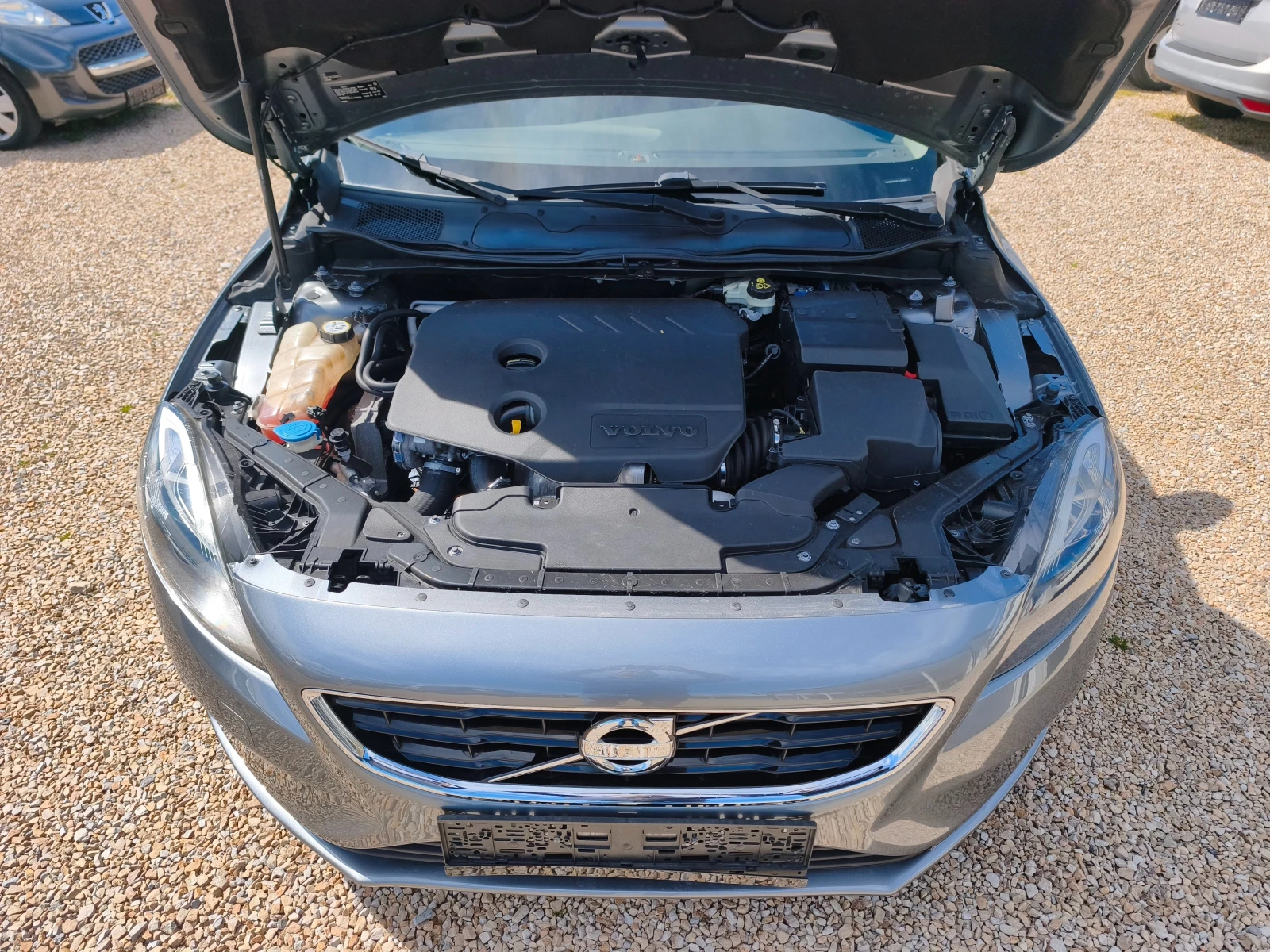 Volvo V40 ���� ���� | Mobile.bg � ����������� 17