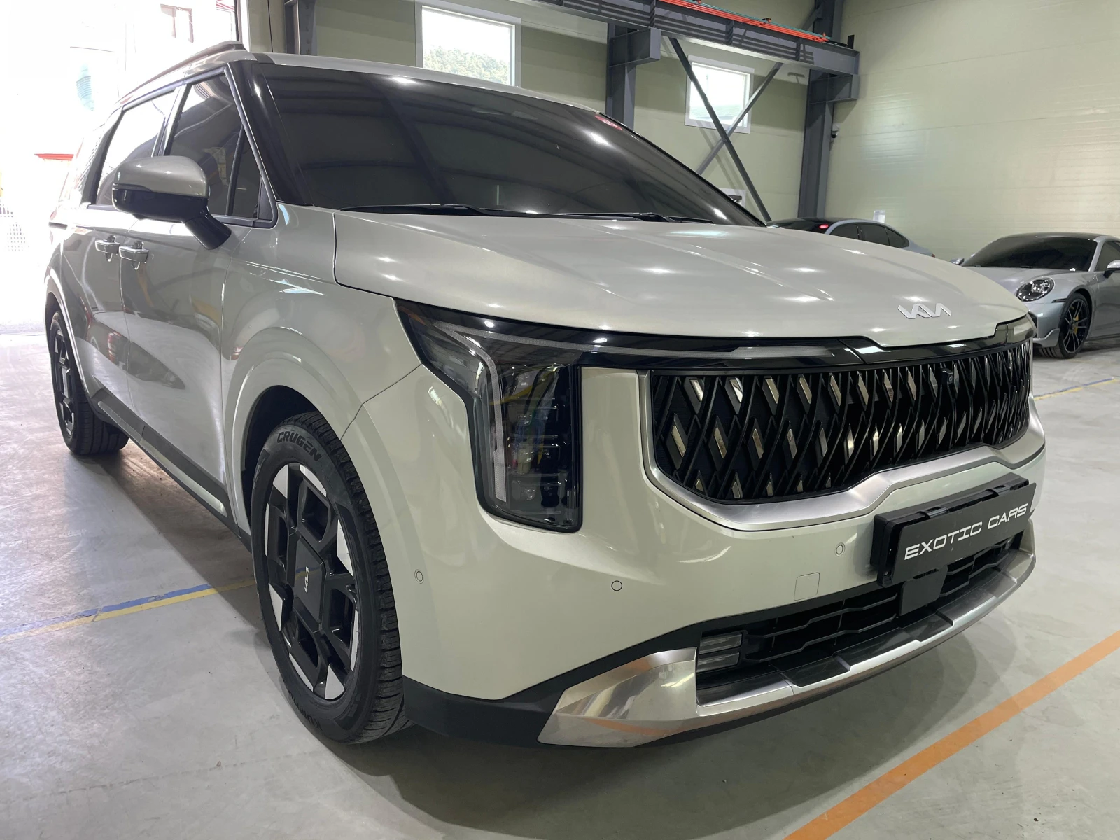 Kia Carnival 2.2D ! 8+ 1 ! Signature ! | Auto.bg — изображение 1