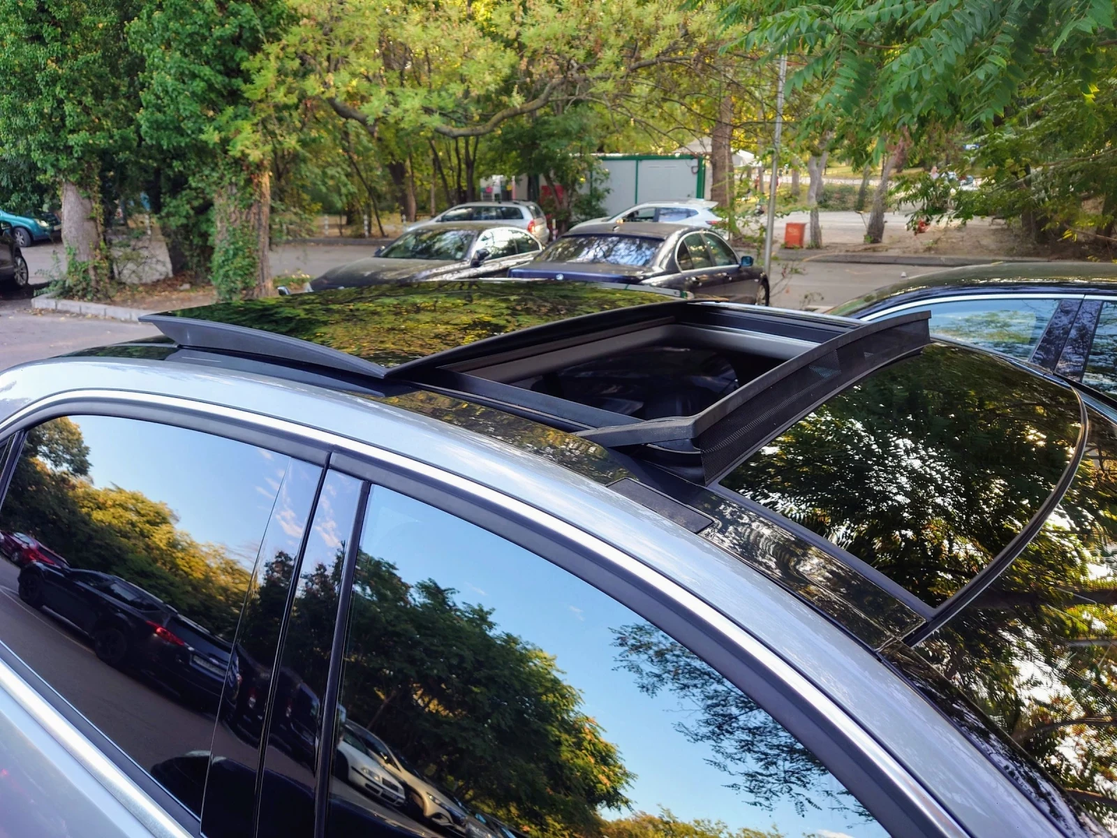 Mercedes-Benz E 350 4matic/distronic/обдухване, снимка 5 - Автомобили и джипове - 54233944