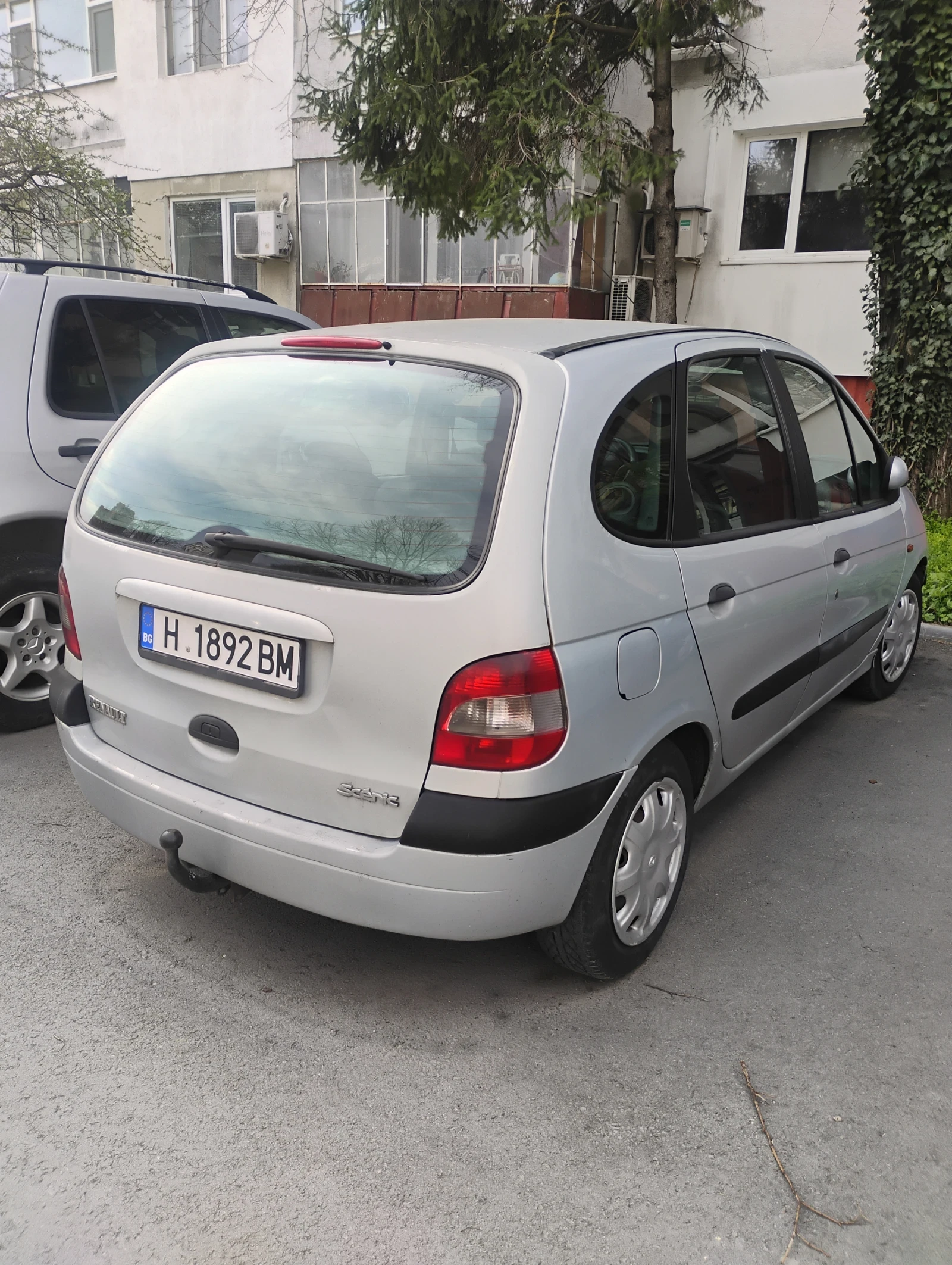 Renault Megane, снимка 2 - Автомобили и джипове - 54351341