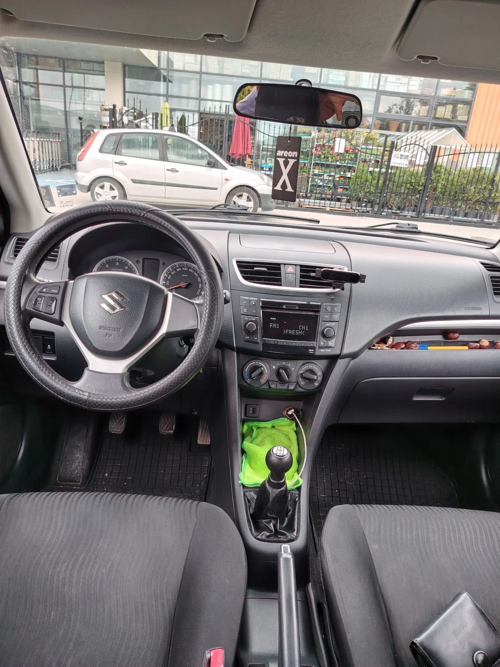 Suzuki Swift, снимка 7 - Автомобили и джипове - 54651084