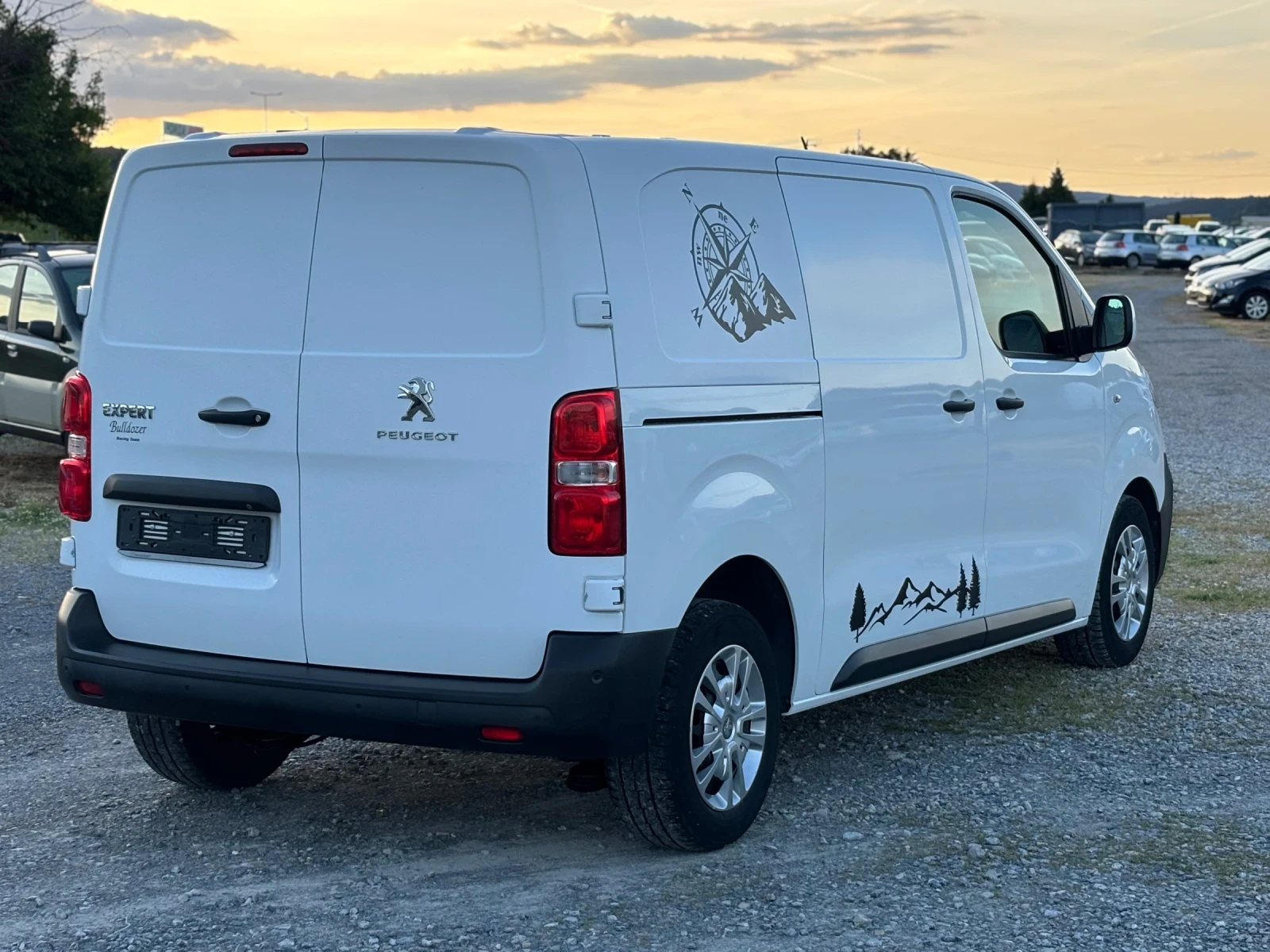 Peugeot Expert 2.0HDI, снимка 4 - Автомобили и джипове - 54672138