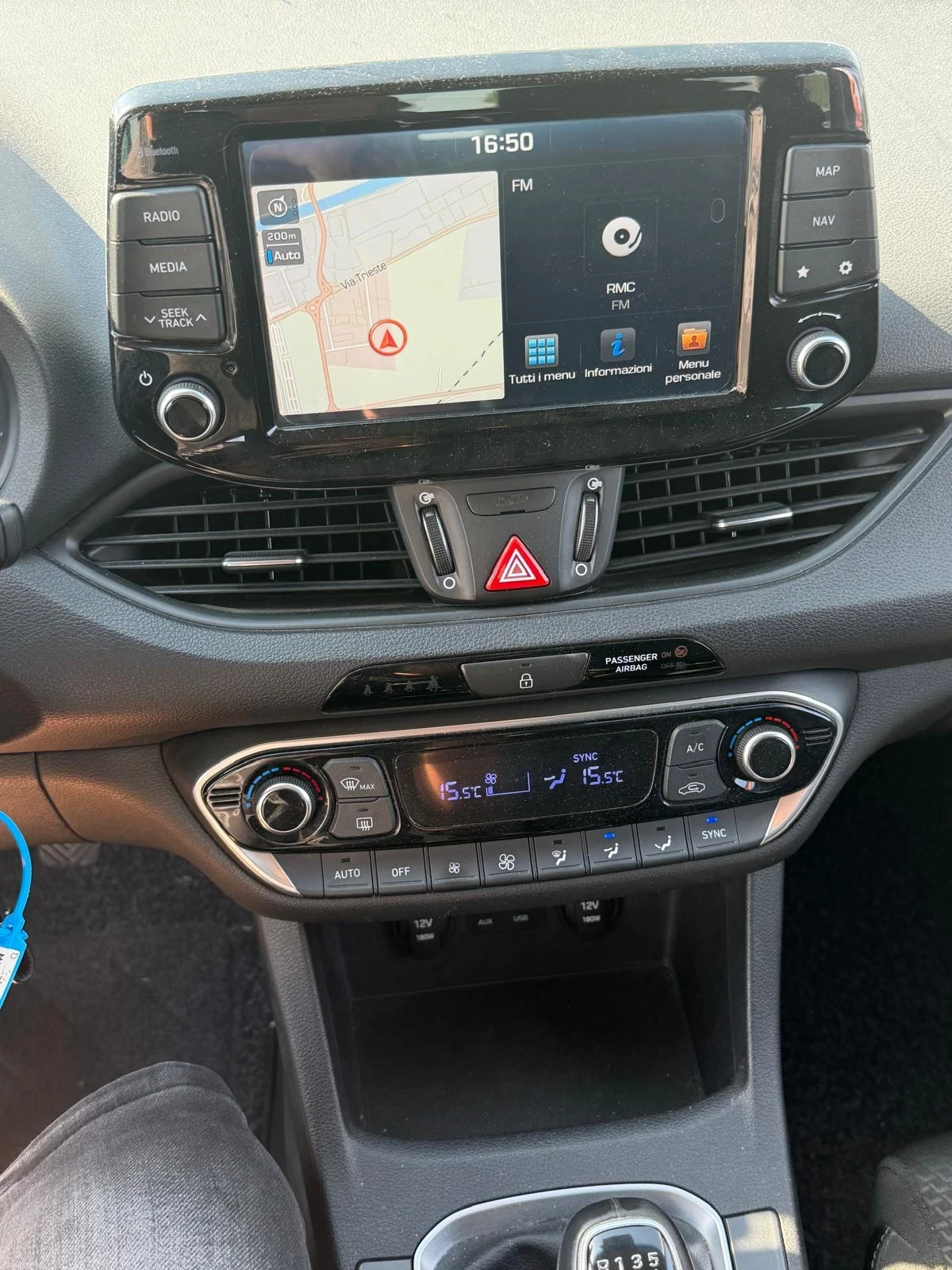 Hyundai I30 LED* NAVI* КАМЕРА* 155600км* 1.6crdi 110hp* euro 6, снимка 10 - Автомобили и джипове - 54683004