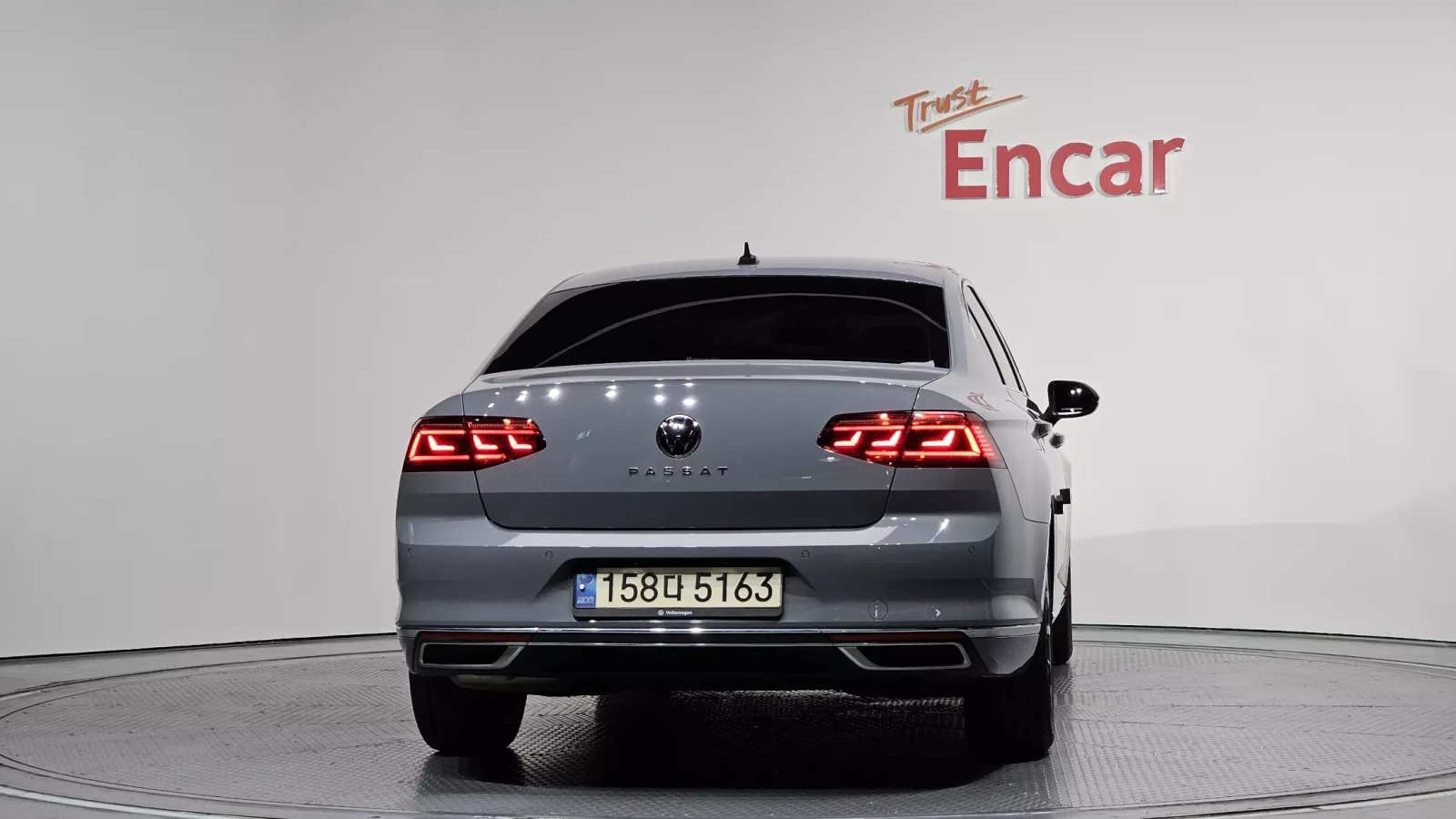 VW Passat HeadsUP* Обдух/Подгрев * 360 , снимка 4 - Автомобили и джипове - 54788216