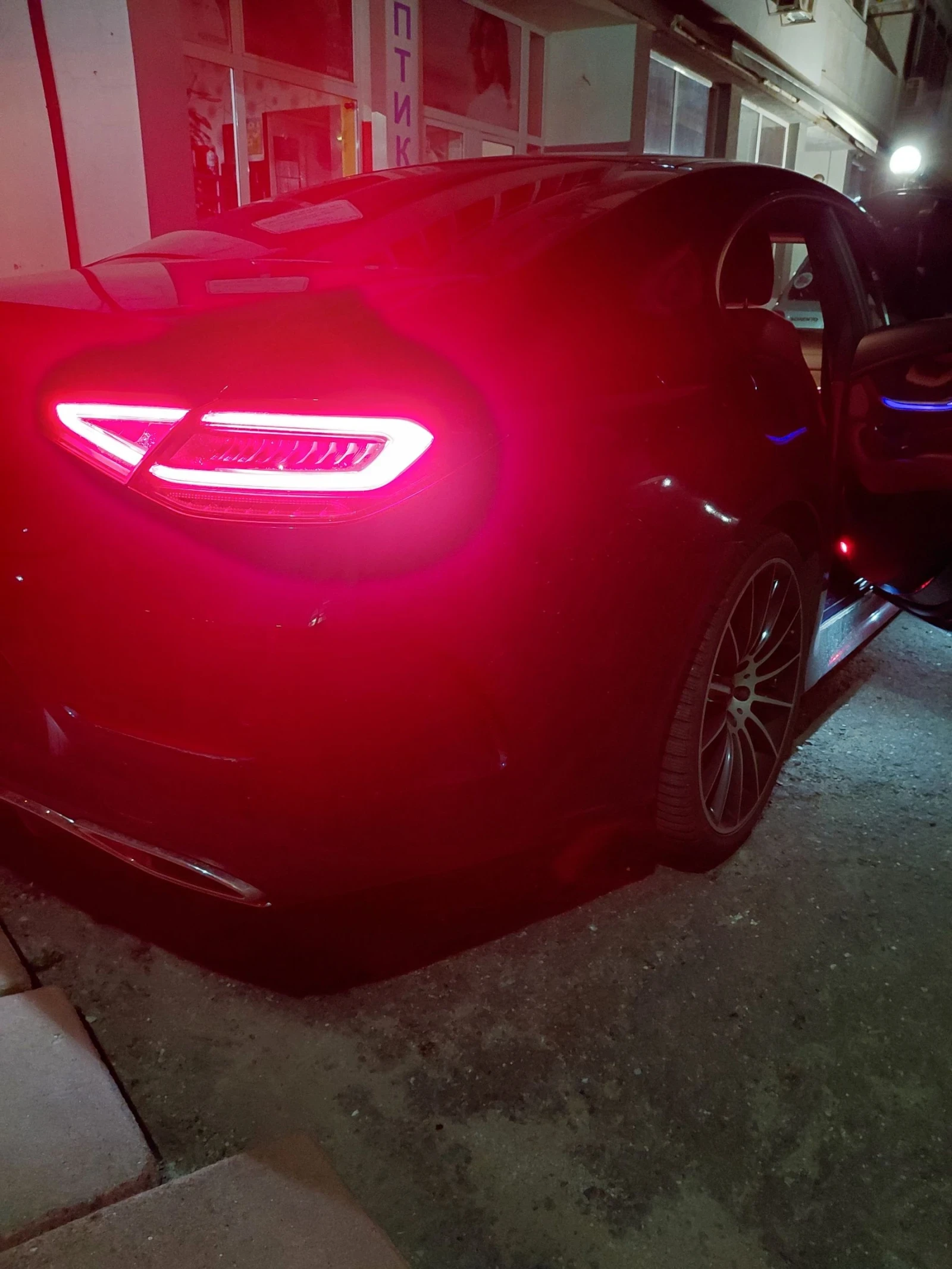 Mercedes-Benz CLS, снимка 8 - Автомобили и джипове - 54906354