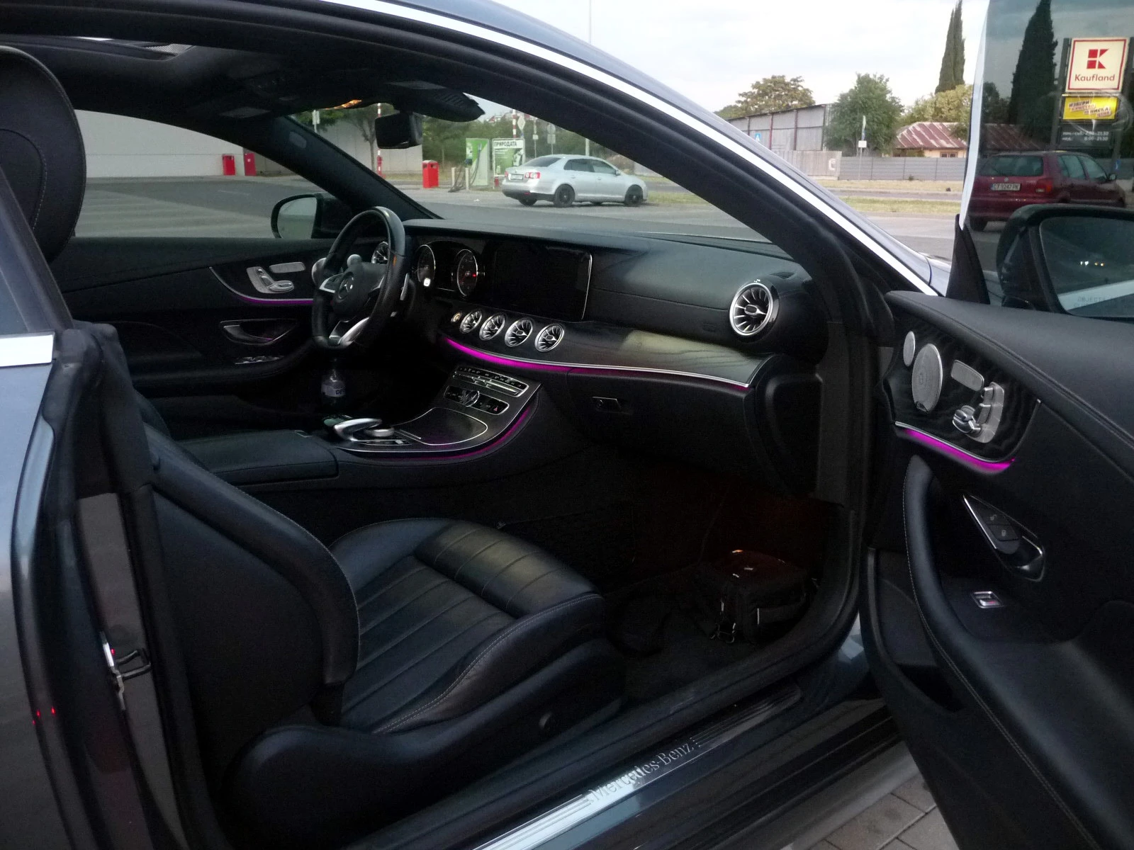 Mercedes-Benz E 400, снимка 3 - Автомобили и джипове - 54983438