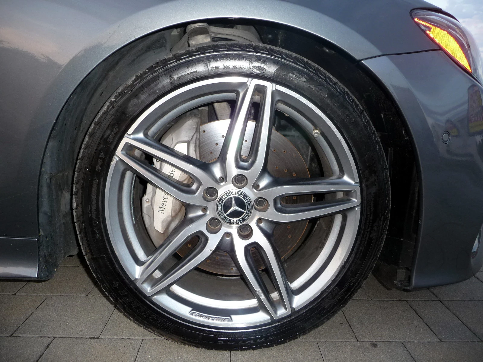 Mercedes-Benz E 400, снимка 5 - Автомобили и джипове - 54983438