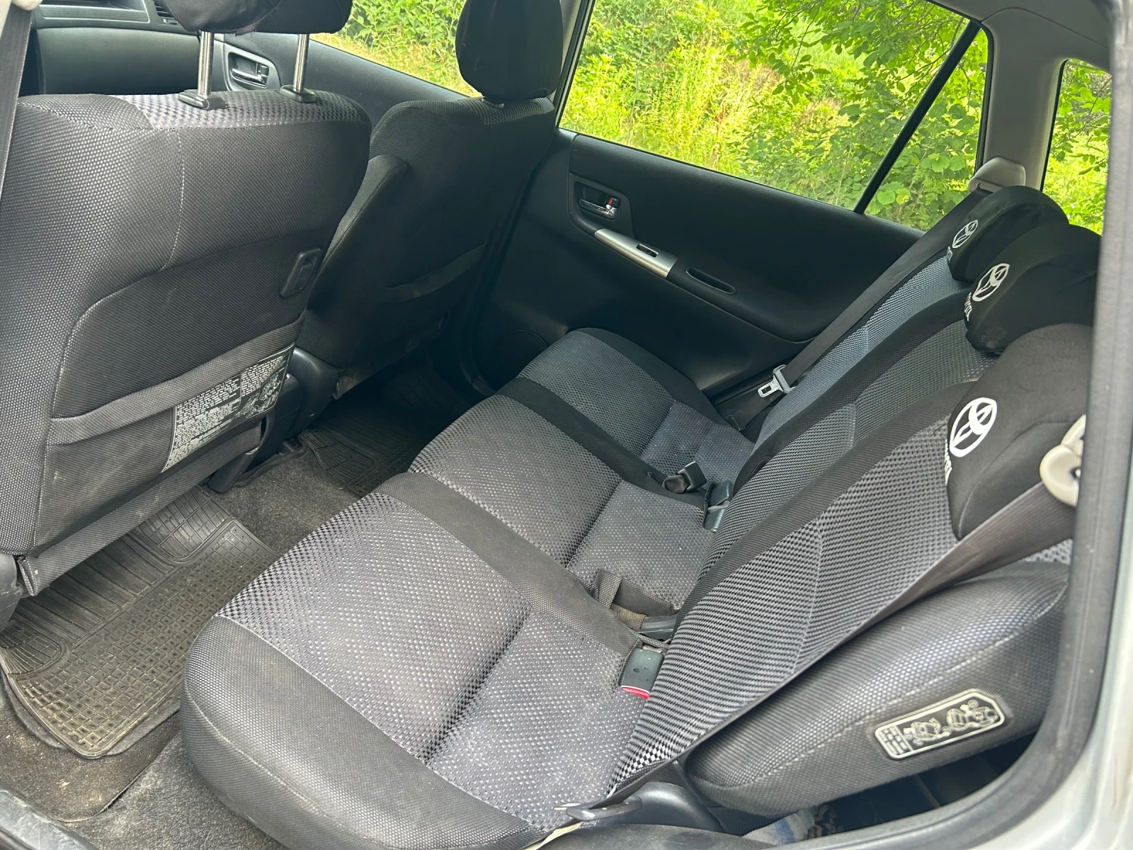 Toyota Corolla verso, снимка 7 - Автомобили и джипове - 55067097