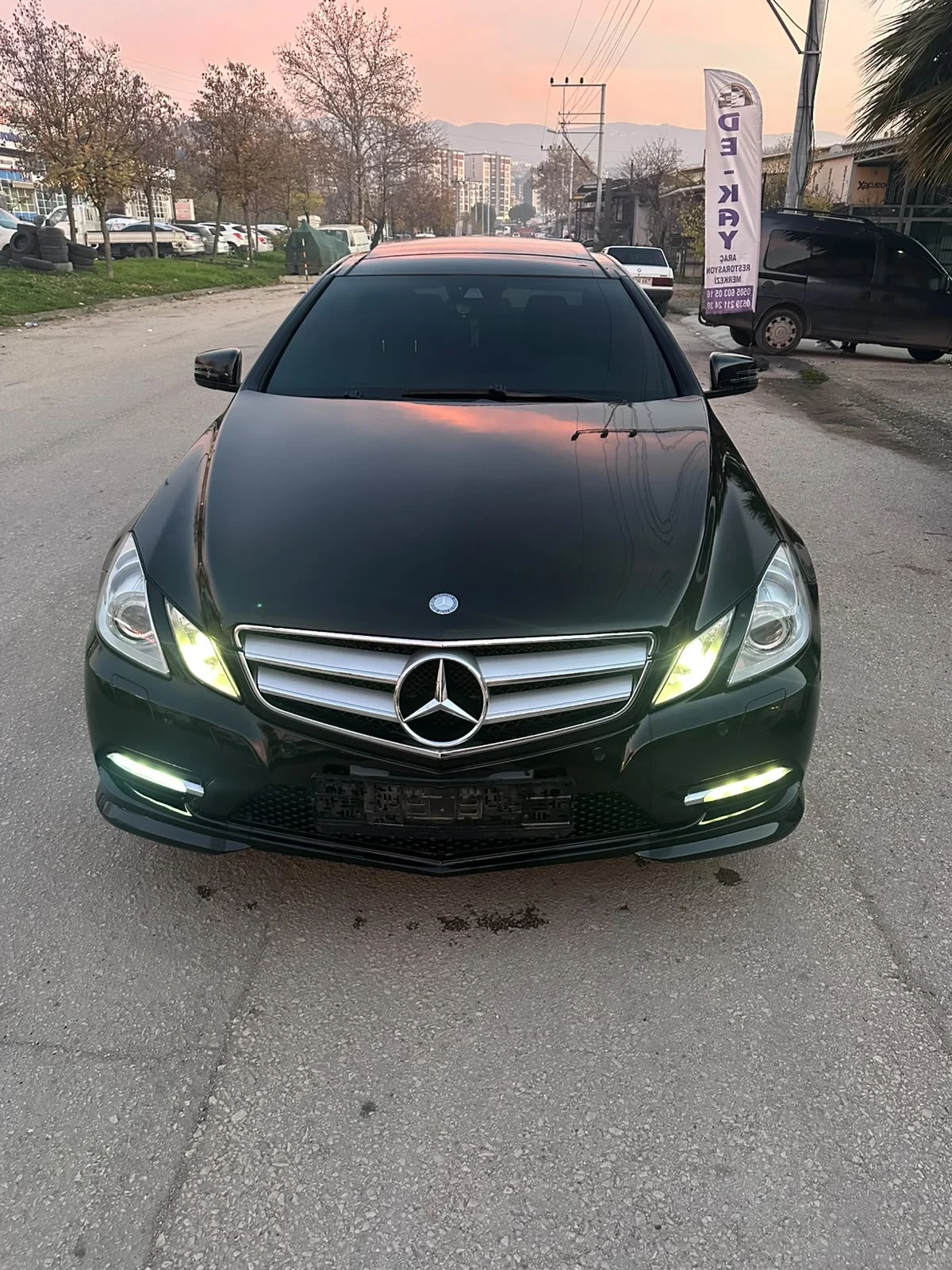 Mercedes-Benz E 350, снимка 2 - Автомобили и джипове - 55076834
