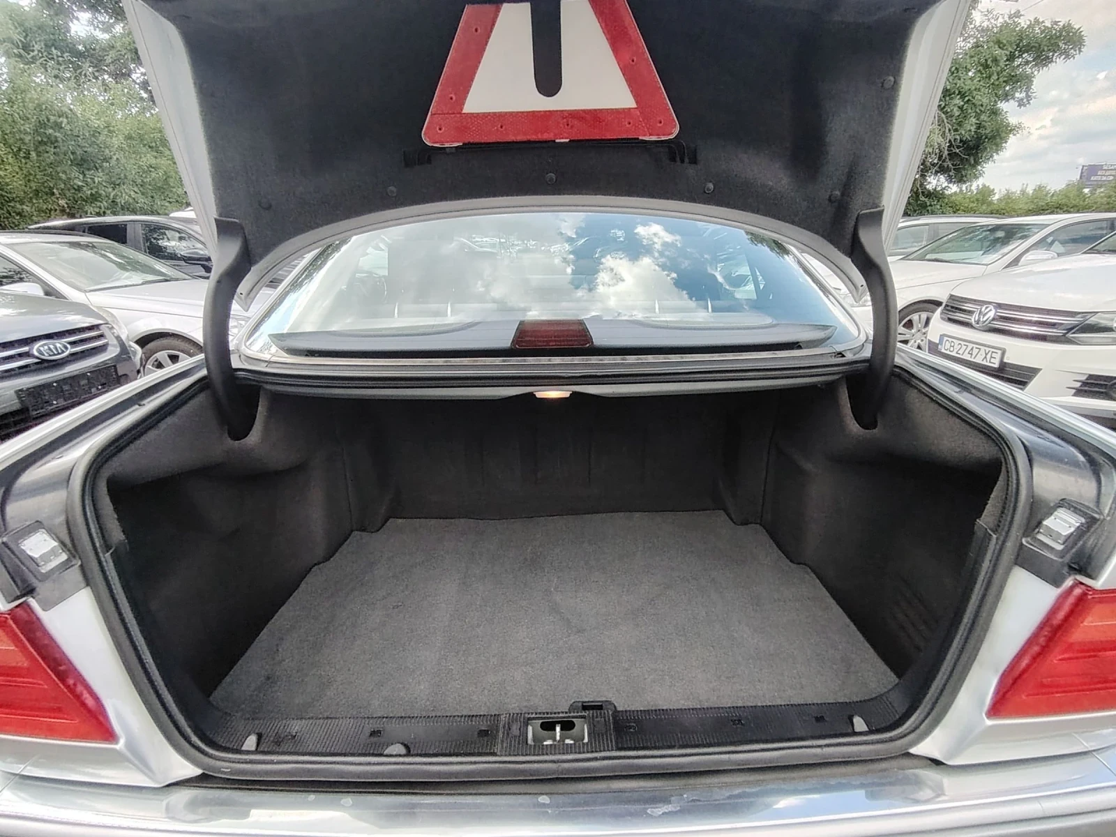 Mercedes-Benz E 200  2.0i/Compresor/Eleganse, снимка 16 - Автомобили и джипове - 55456021