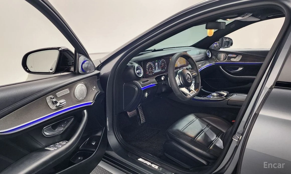 Mercedes-Benz E 53 AMG, снимка 10 - Автомобили и джипове - 55510197