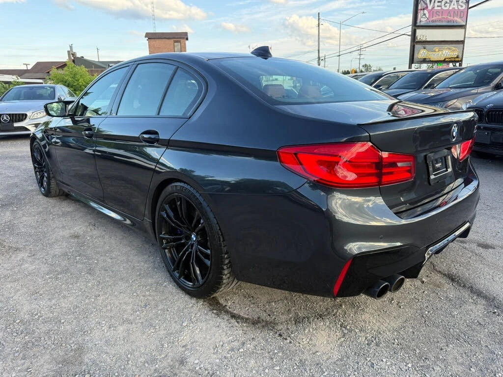 BMW M5 COMPETITION* HUD* ВАКУМ* 360* HARMAN, снимка 4 - Автомобили и джипове - 55631108