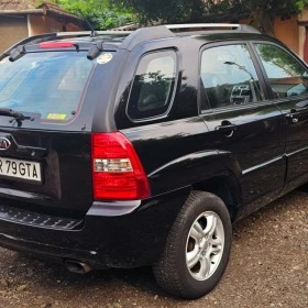 Kia Sportage 2.0 CRDI/Автоматик/Лети джанти 16, снимка 9
