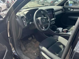 Volvo XC40 Plus Dark Theme | CARFAX | БЕЗ ПЪРВОНАЧАЛНА ВНОС, снимка 7