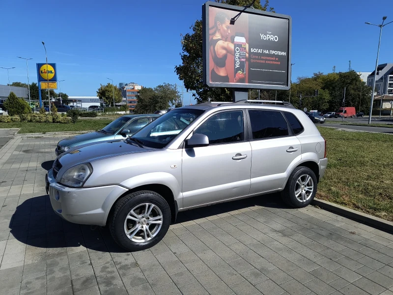 Hyundai Tucson 2.0i ГАЗ/БЕНЗИН 4Х4, снимка 1 - Автомобили и джипове - 47737198