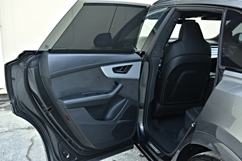 Audi SQ8 4.0 V8T B&O RS-SITZE CARBON 22-RS 360 NIG-VIS MTM, снимка 17 - Автомобили и джипове - 52123797