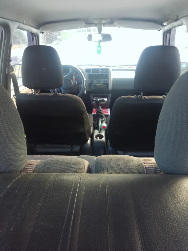 Toyota Rav4, снимка 8 - Автомобили и джипове - 52950106