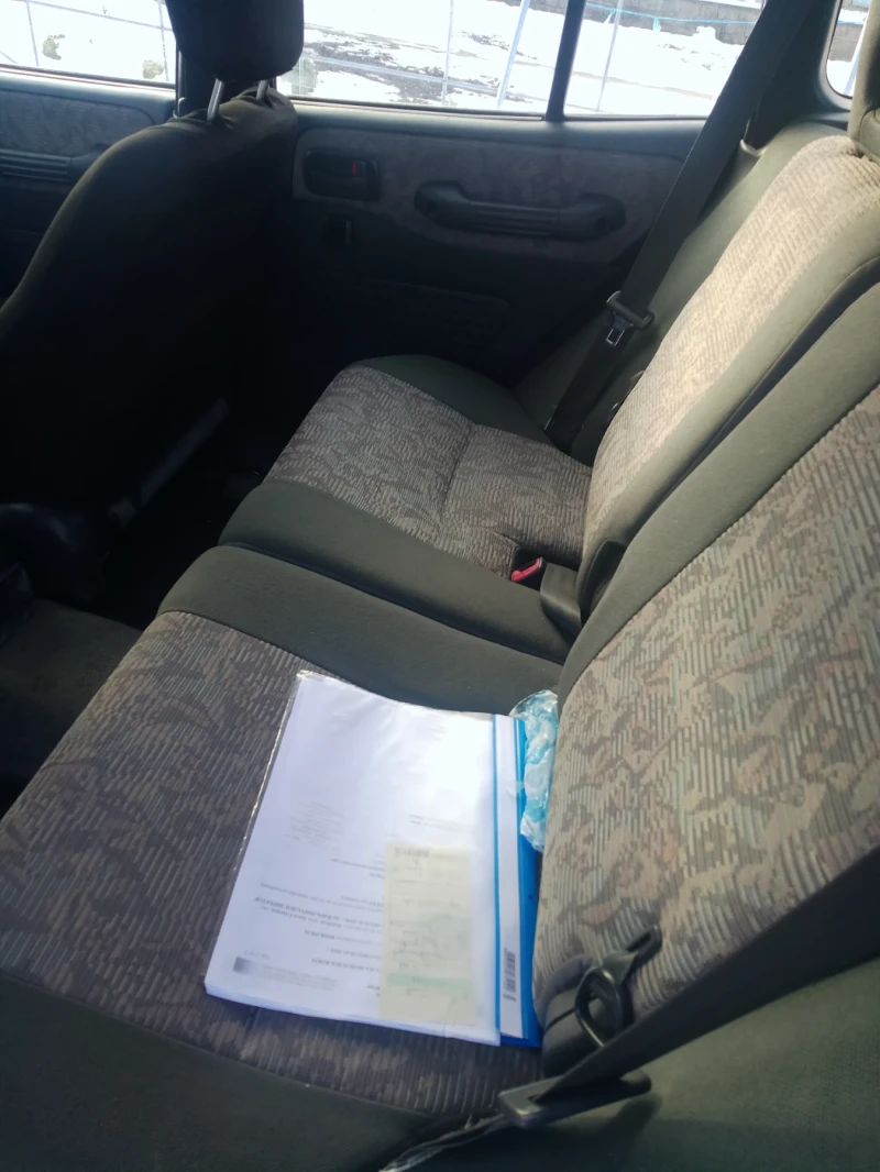 Toyota Rav4, снимка 12 - Автомобили и джипове - 52950106