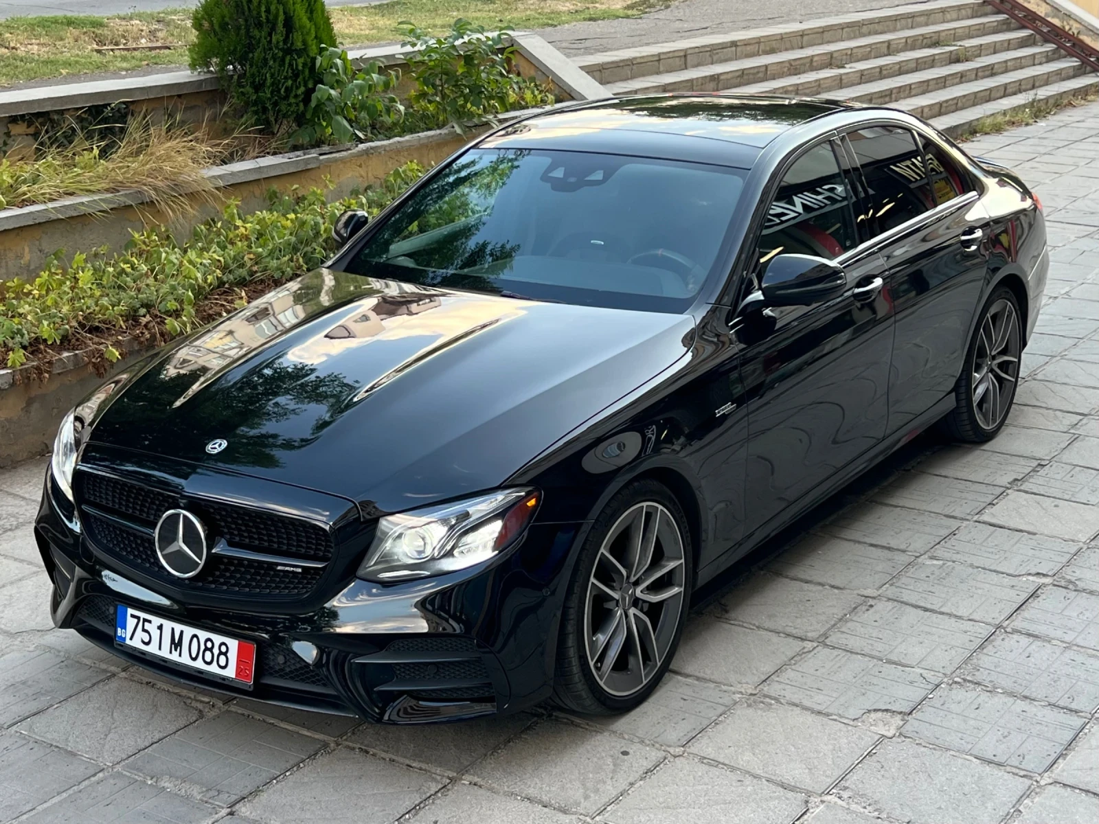 Mercedes-Benz E 53 AMG AMG 4MATIC+ /LWB (Long Wheelbase)EQ-Boost - изображение 4