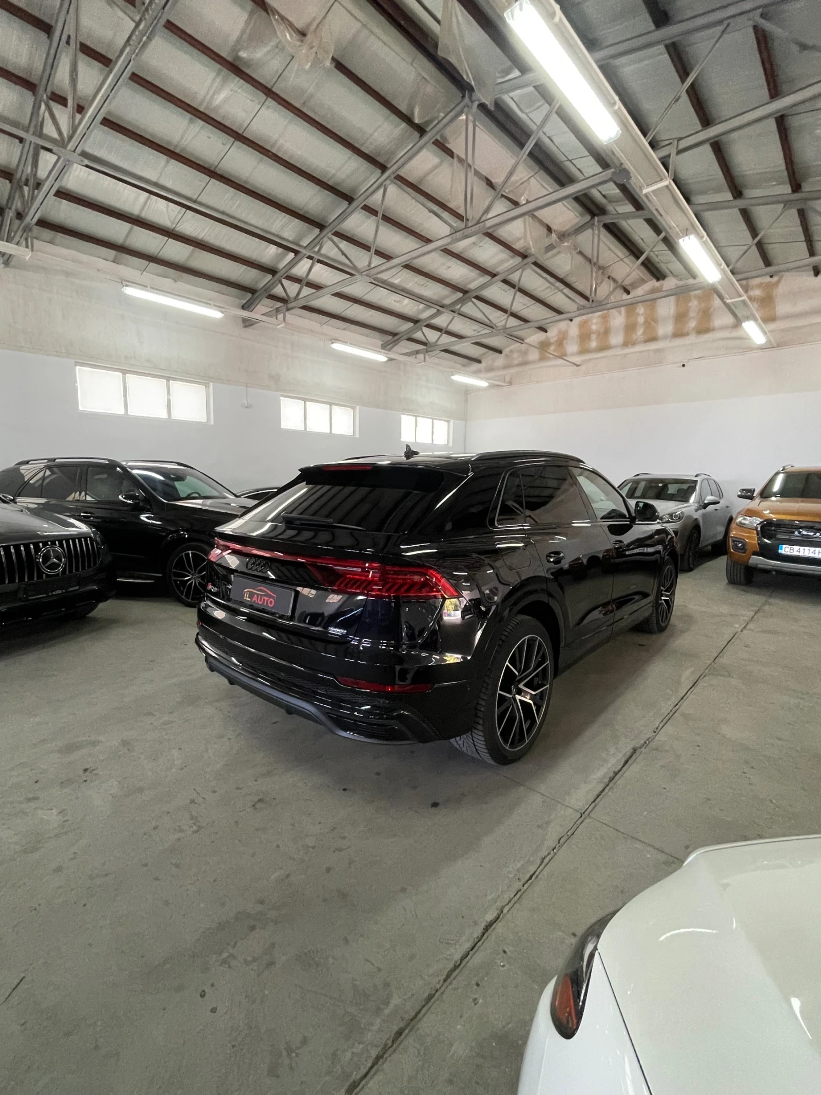 Audi Q8 Sline/Вакум/360/обдух/панора/дистр/B&O/FULL!!! - изображение 6