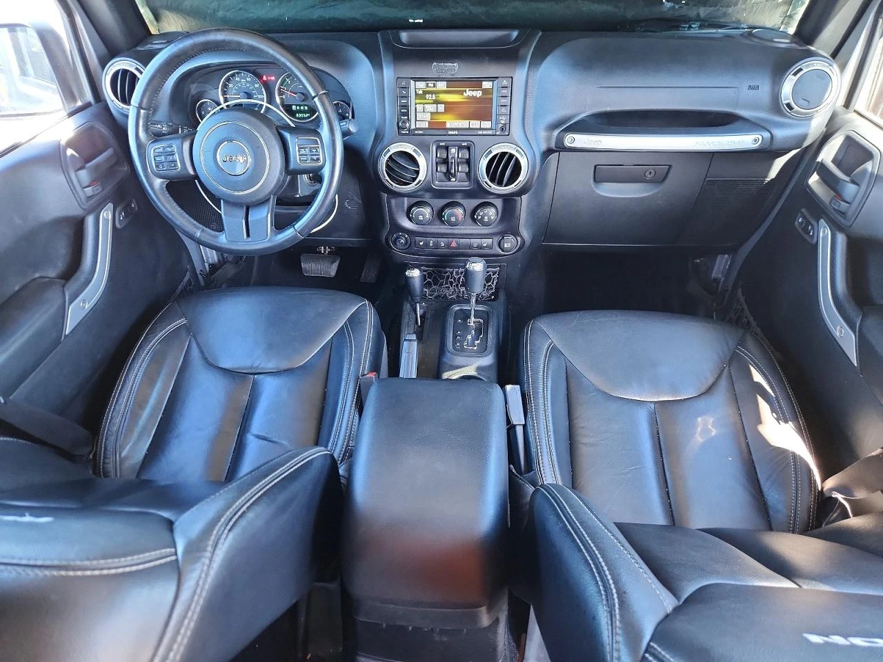 Jeep Wrangler UNLIMITED* RUBICON* КОЖА* ПОДГРЕВ* КАМЕРА - изображение 9