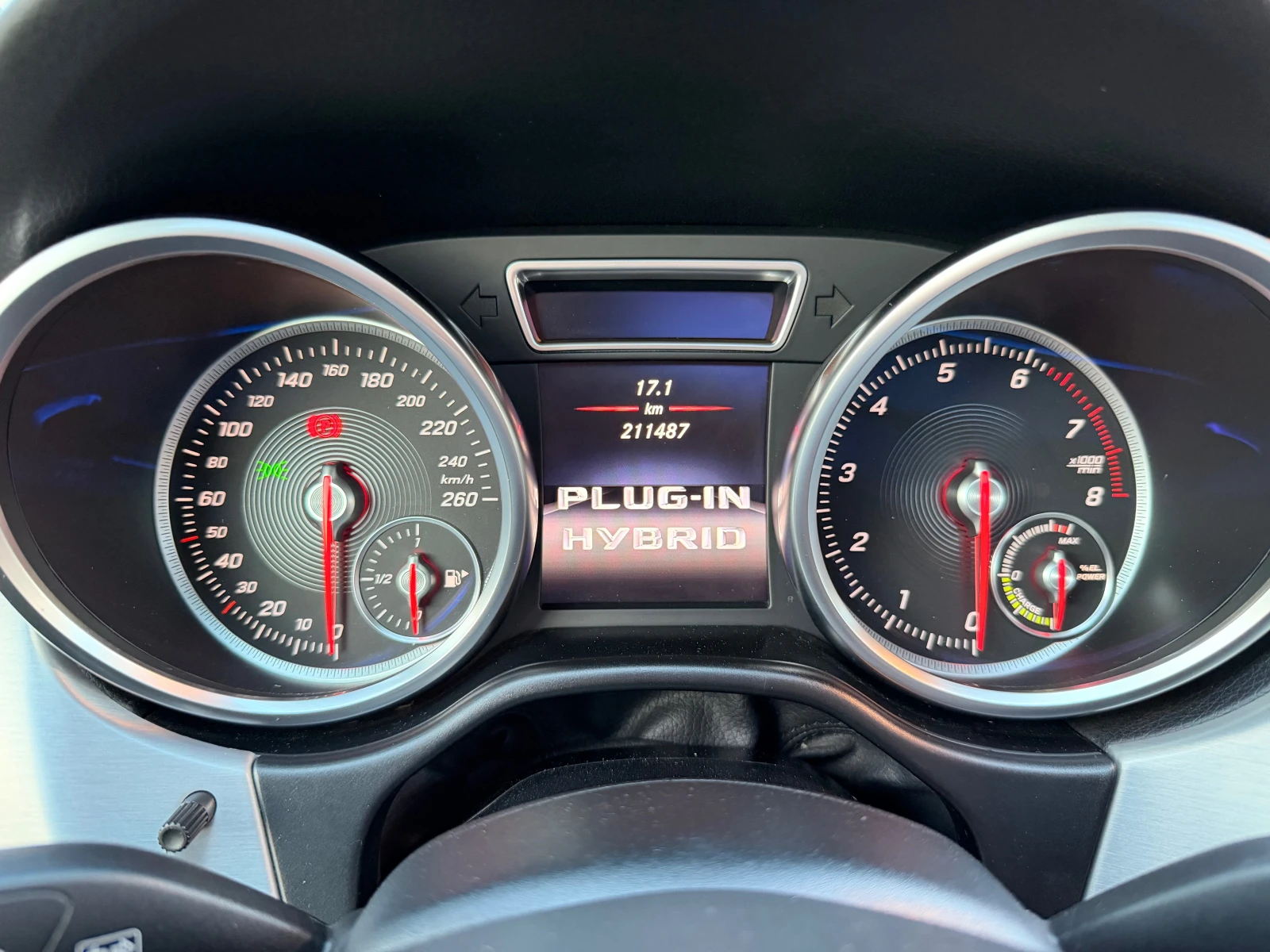 Mercedes-Benz GLE 500 AMG Plug-in Hybrid, снимка 16 - Автомобили и джипове - 53747899