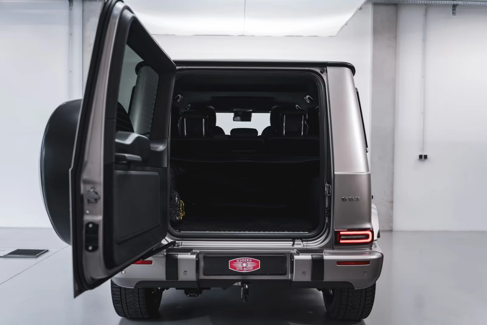 Mercedes-Benz G 63 AMG 585HP/MANUFAKTUR/PANO/3D BURM./360/170h | Mobile.bg � ����������� 9