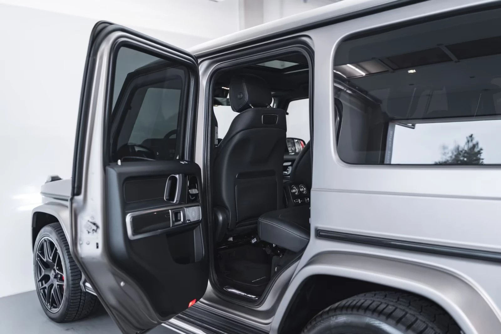 Mercedes-Benz G 63 AMG 585HP/MANUFAKTUR/PANO/3D BURM./360/170h | Mobile.bg � ����������� 6
