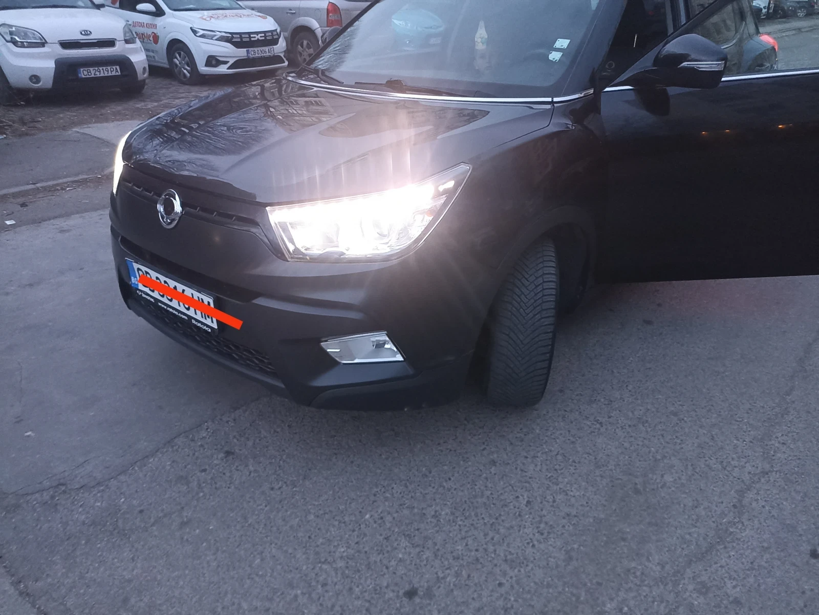 SsangYong Tivoli, снимка 6 - Автомобили и джипове - 53940837