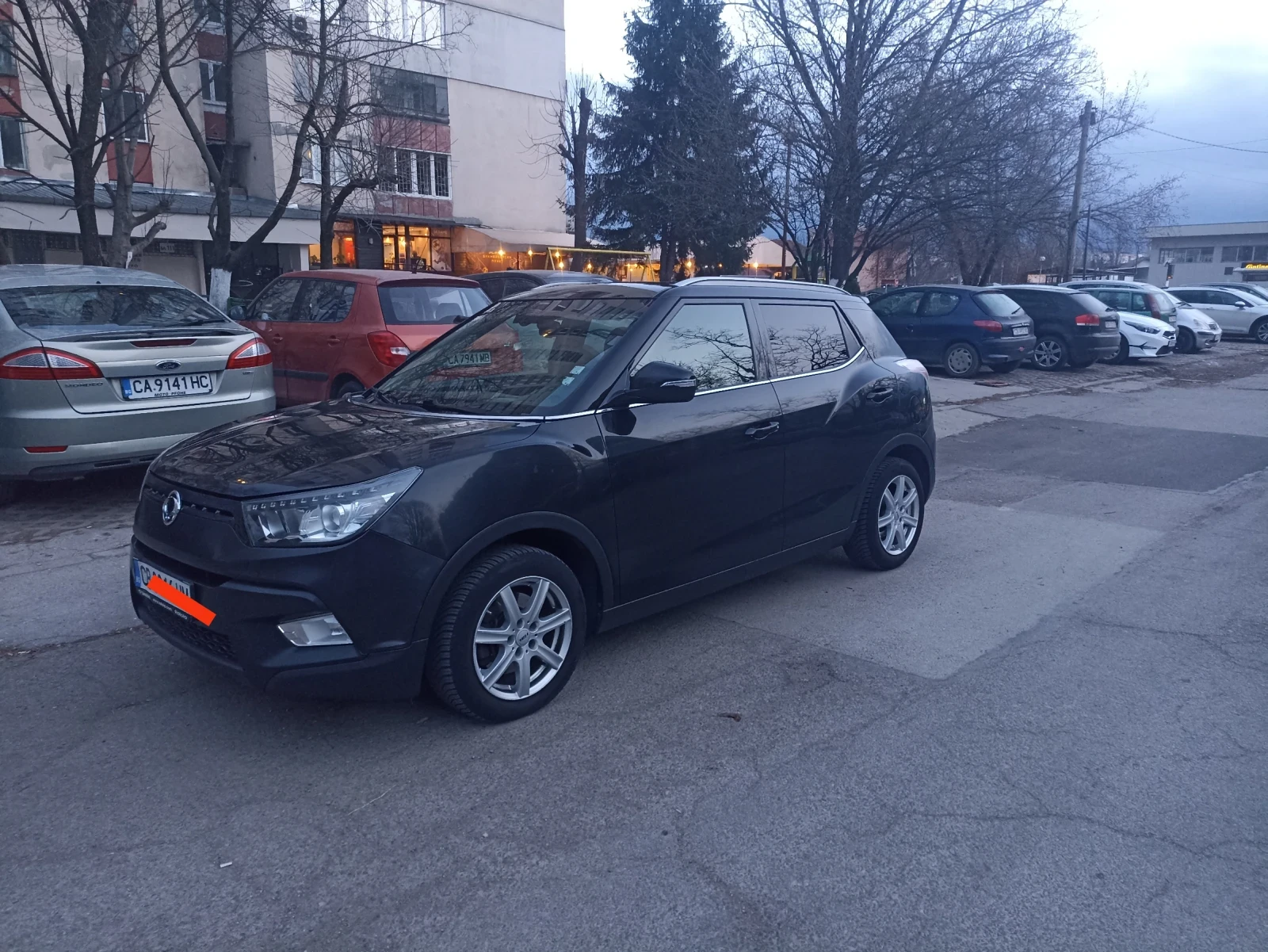 SsangYong Tivoli, снимка 3 - Автомобили и джипове - 53940837