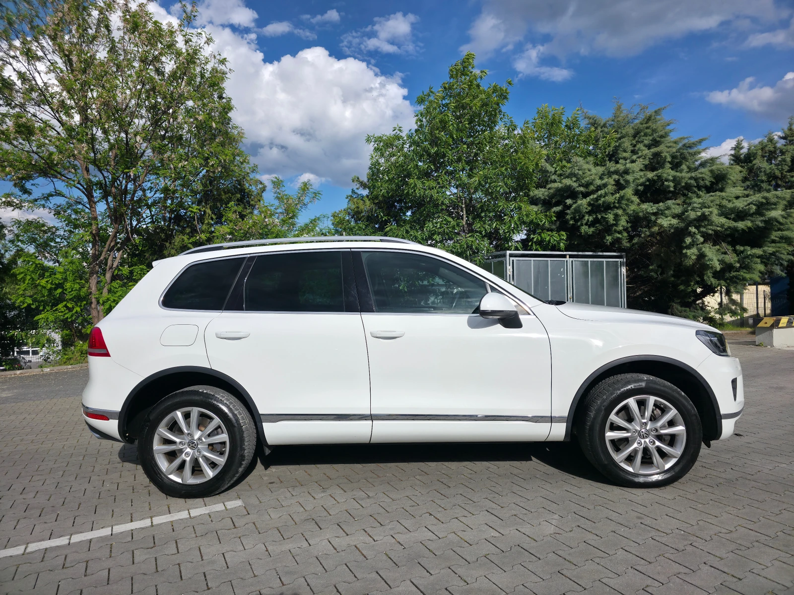 VW Touareg 3.0tdi 204ps Швейцария, снимка 8 - Автомобили и джипове - 54632587