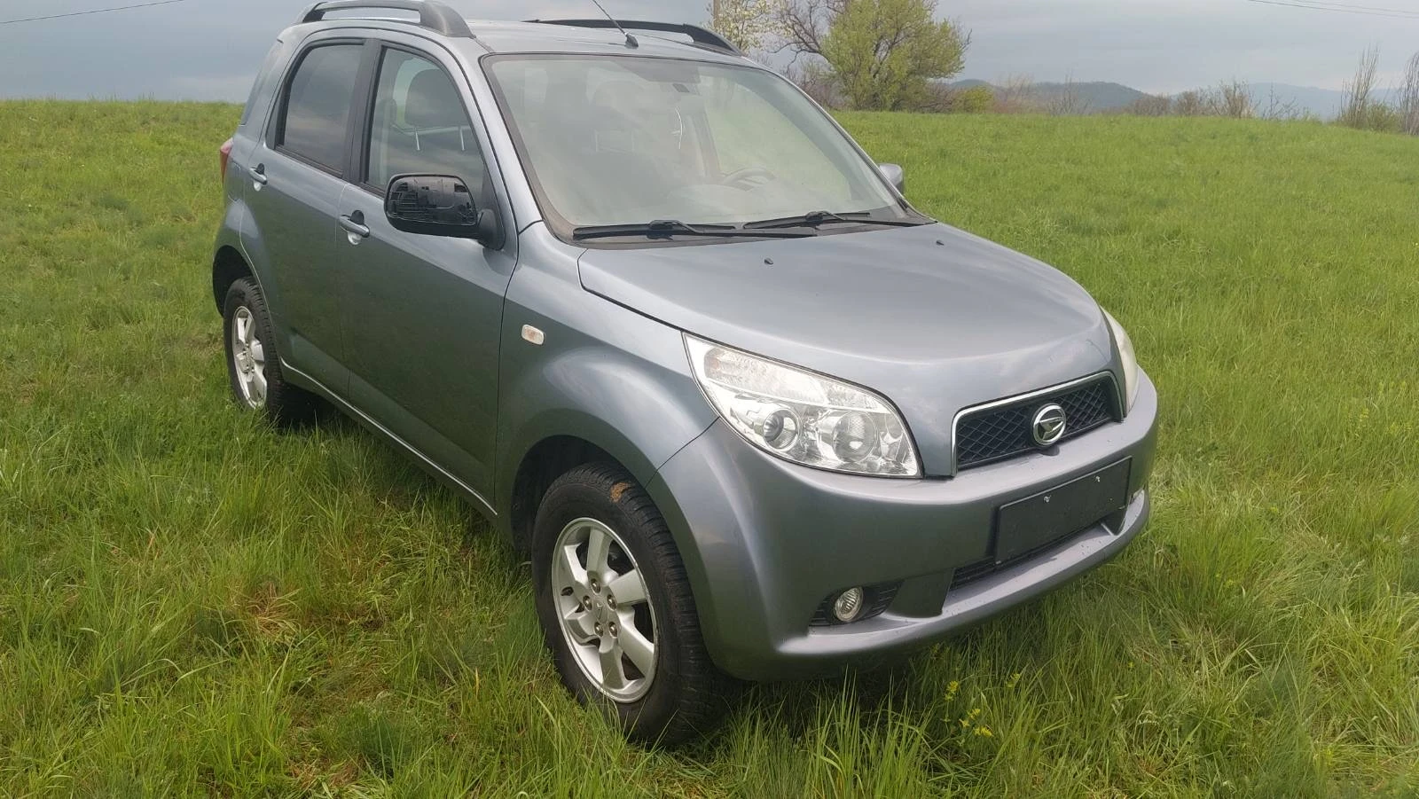 Daihatsu Terios 1.5 DOHC 16 V, снимка 11 - Автомобили и джипове - 54731959