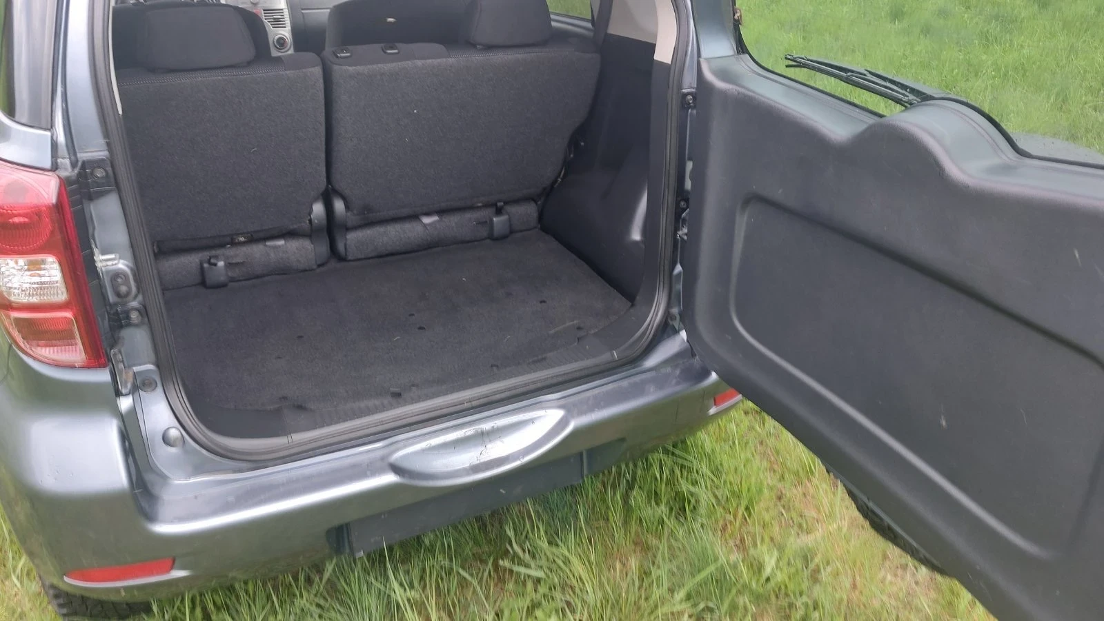Daihatsu Terios 1.5 DOHC 16 V, снимка 15 - Автомобили и джипове - 54731959
